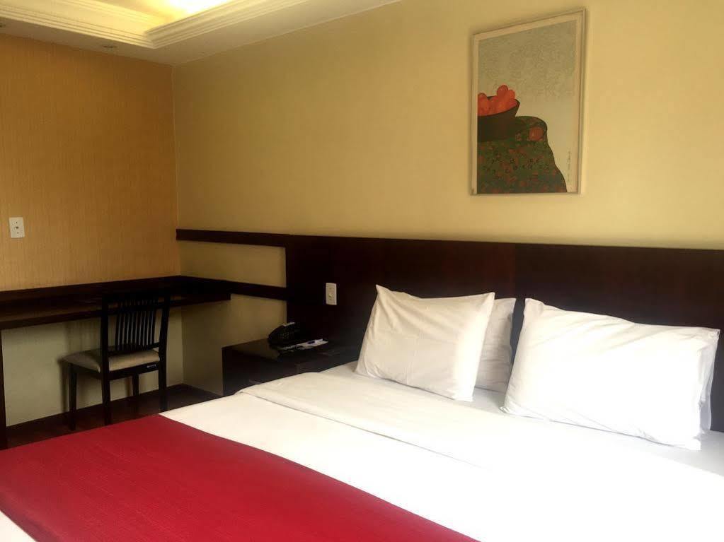 ברזיליה Plaza Bittar Hotel מראה חיצוני תמונה